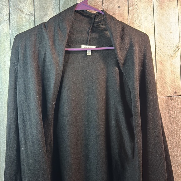 Ella moss size XS  black flowy elegant cardigan. NO FLAWS - Picture 2 of 4